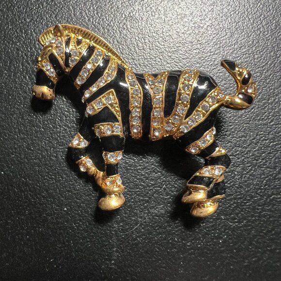 Vintage Zebra Brooch Rhinestone Gold Tone Black Enamel Pin‎ - Picture 1 of 7